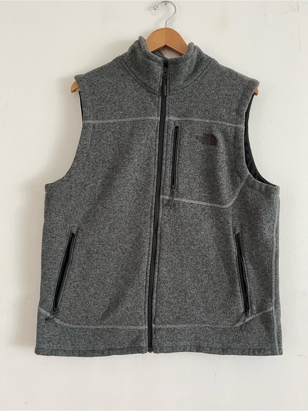 The North Face Grey Men’s Fleece Vest - Zip Front XL